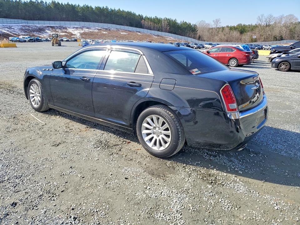 Photo 2 from auction – 2012 CHRYSLER 300 with VIN 2C3CCAAG3CH227449