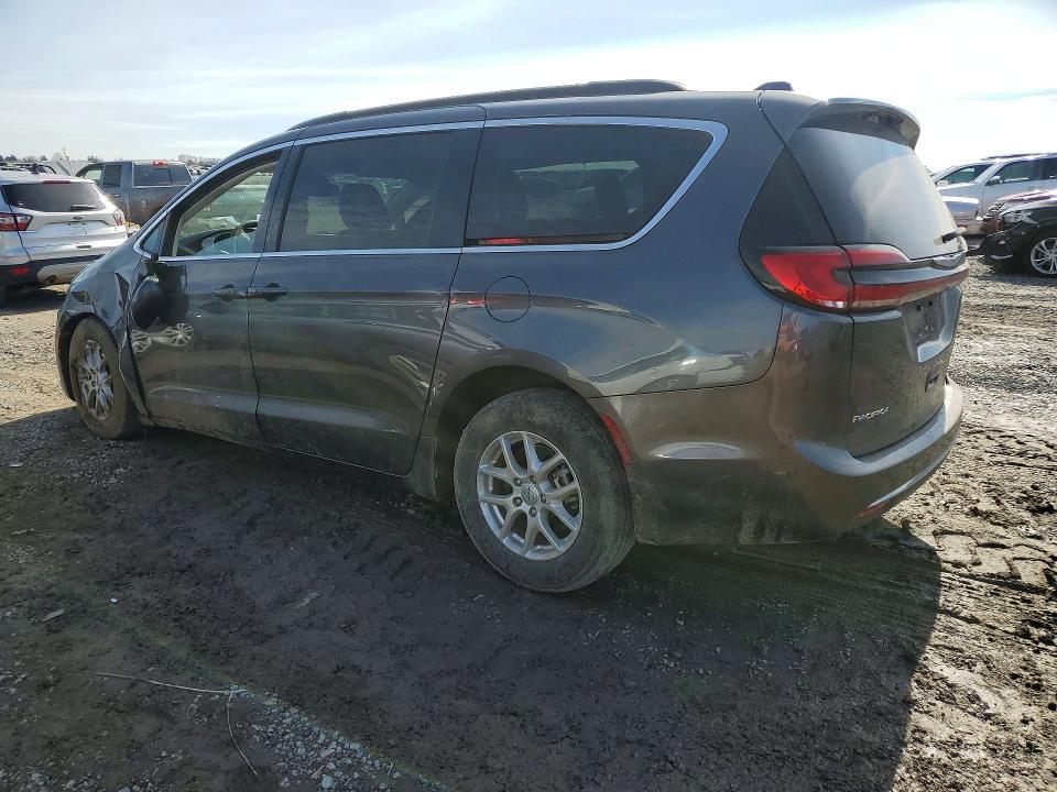 Photo 2 from auction – 2022 CHRYSLER PACIFICA with VIN 2C4RC1BG7NR170755