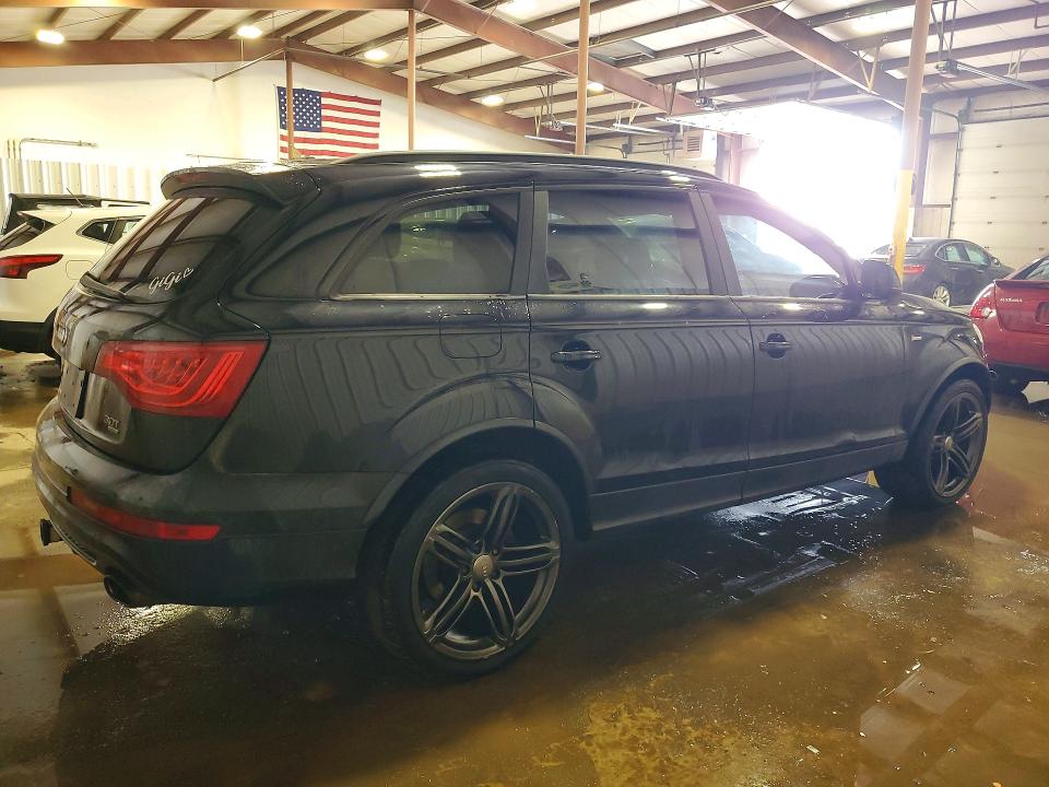 Фото 3 с аукциона – 2014 AUDI Q7 с VIN WA1DGAFE1ED021021