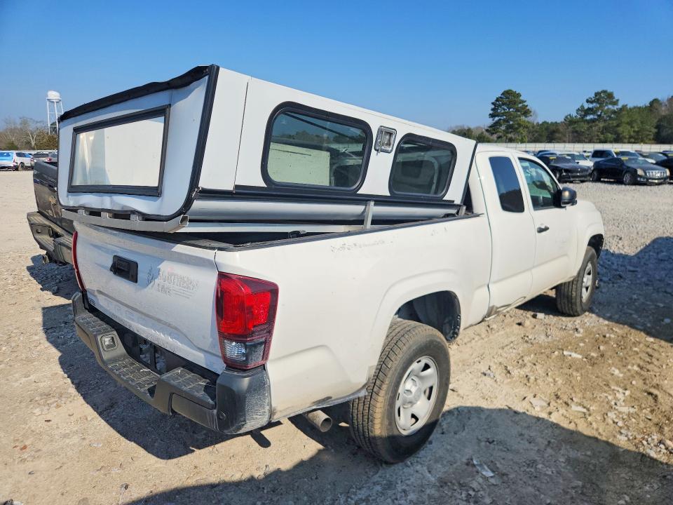 Photo 3 from auction – 2021 TOYOTA TACOMA with VIN 3TYRX5GN3MT028979