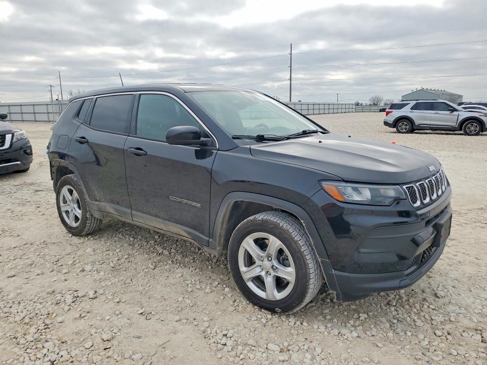 Photo 4 from auction – 2023 JEEP COMPASS with VIN 3C4NJDAN3PT520002