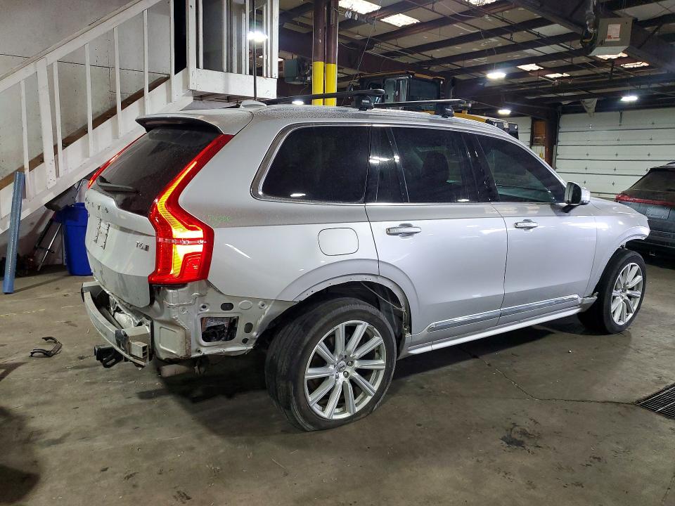 Photo 3 from auction – 2019 VOLVO XC90 with VIN YV4A22PL2K1499887