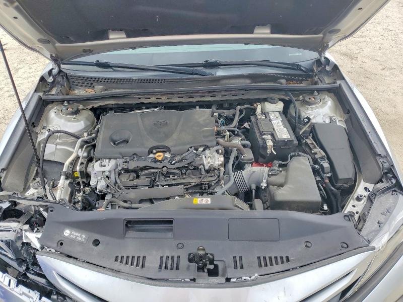 Photo 11 from auction – 2022 TOYOTA CAMRY with VIN 4T1G11AK3NU618863