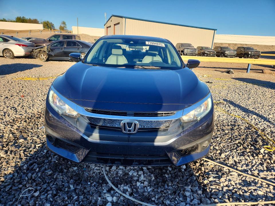 Photo 5 from auction – 2017 HONDA CIVIC EX with VIN 19XFC2F83HE024404