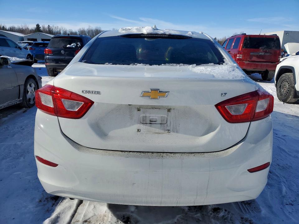 Photo 6 from auction – 2016 CHEVROLET CRUZE with VIN 3G1BE5SM3GS598331