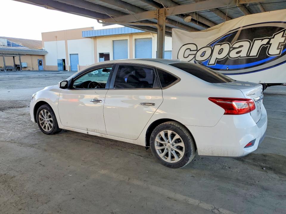 Photo 2 from auction – 2018 NISSAN SENTRA with VIN 3N1AB7AP4JL649407