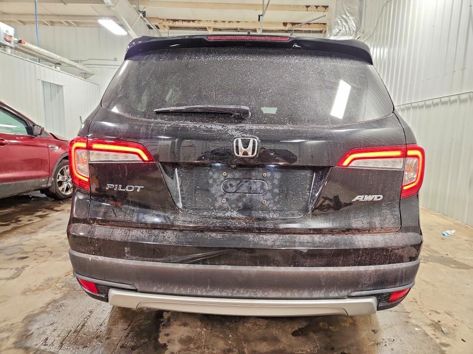 Photo 6 from auction – 2020 HONDA PILOT with VIN 5FNYF6H56LB043137