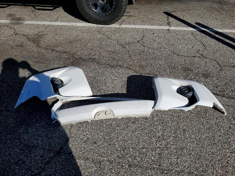 Photo 13 from auction – 2019 TOYOTA 4RUNNER with VIN JTEBU5JR6K5643770