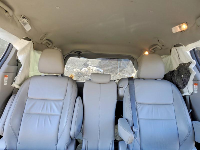 Photo 10 from auction – 2016 TOYOTA SIENNA with VIN 5TDYK3DC3GS708396