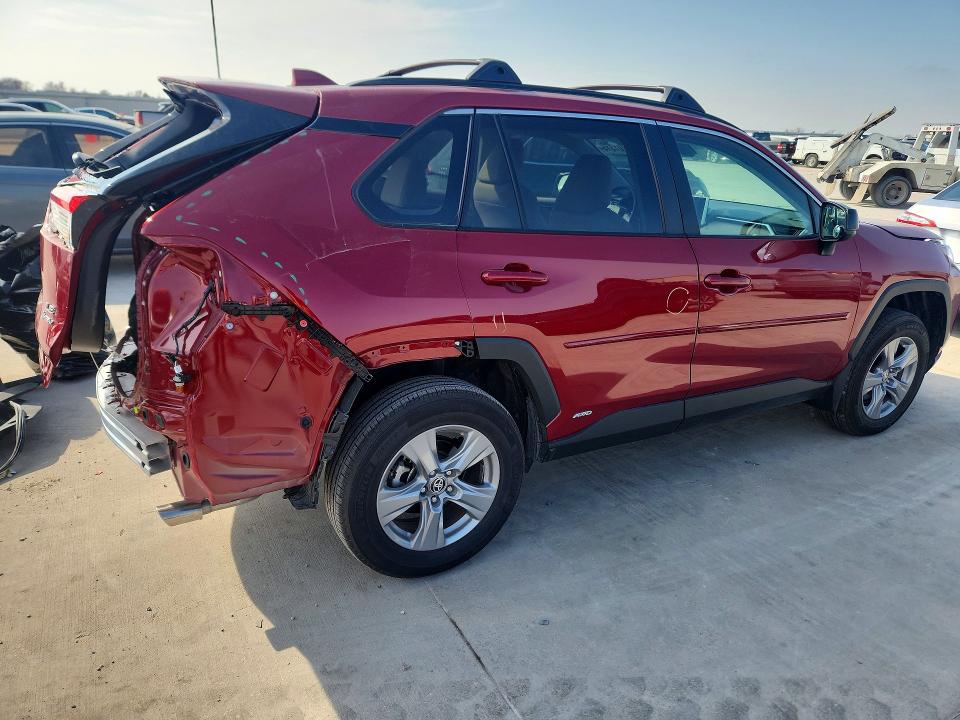 Photo 3 from auction – 2025 TOYOTA RAV4 LE with VIN 4T3LWRFV6SU185950