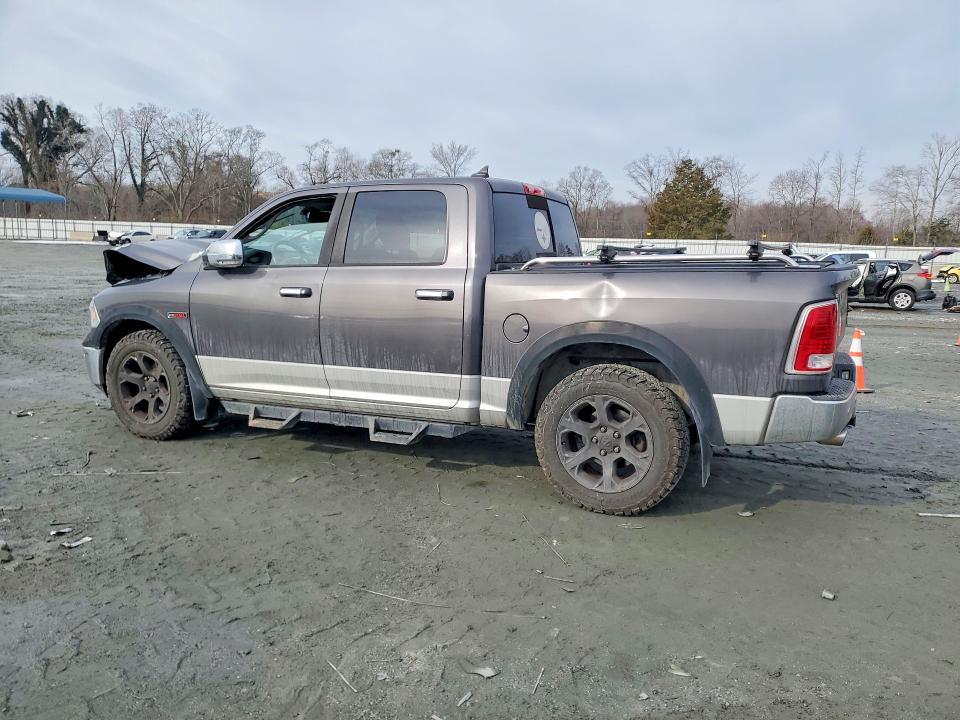 Фото 2 с аукциона – 2015 RAM 1500 с VIN 1C6RR7NM7FS678427