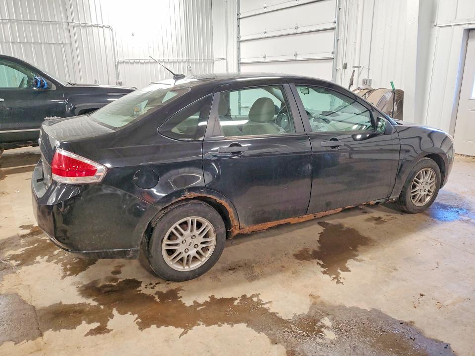 Photo 3 from auction – 2011 FORD FOCUS with VIN 1FAHP3FN3BW202730