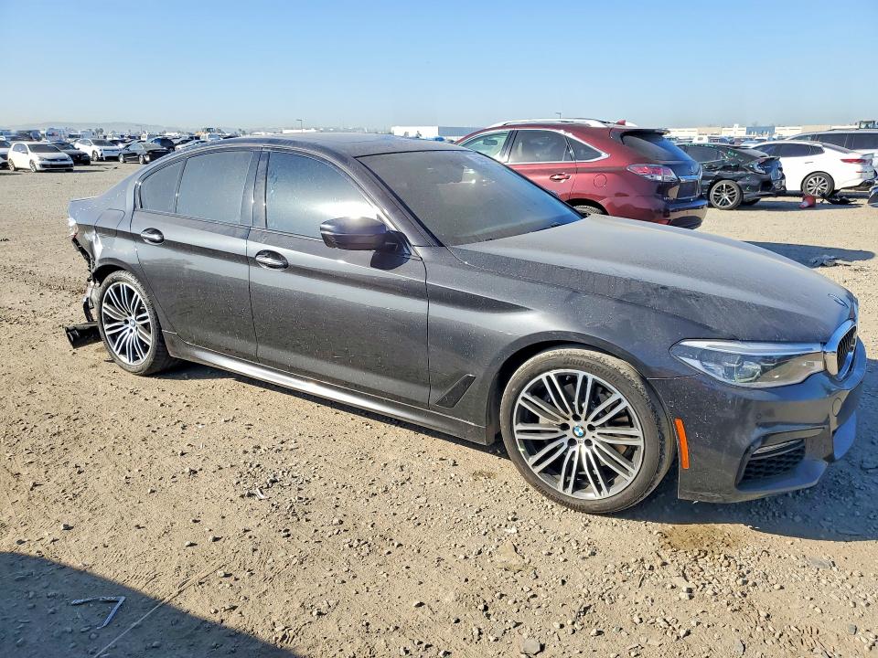 Photo 4 from auction – 2017 BMW 540 I with VIN WBAJE5C3XHG478306