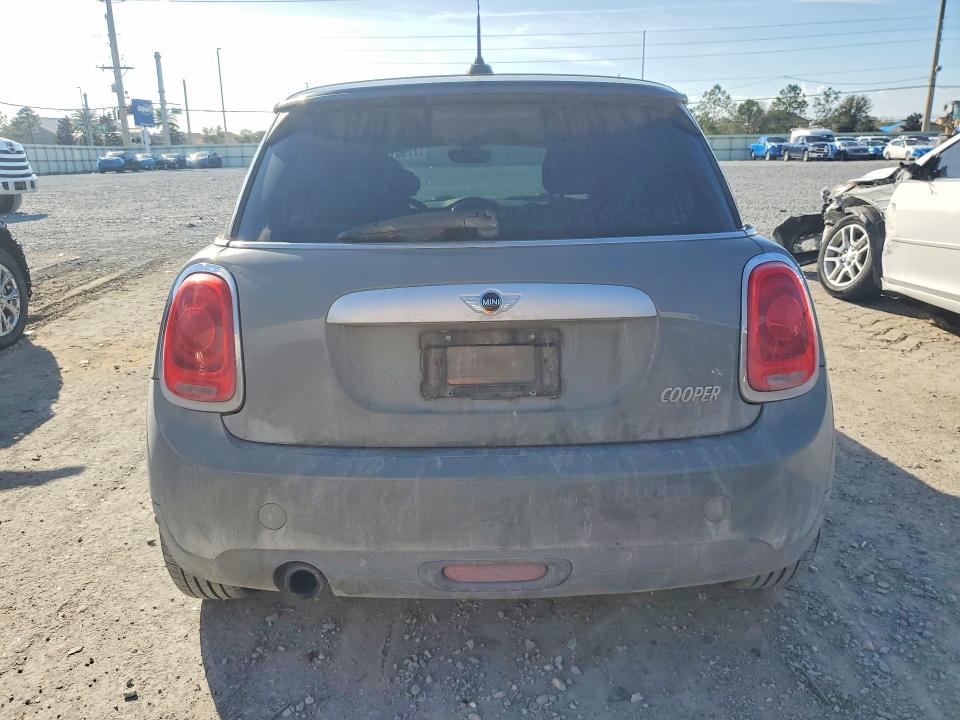 Photo 6 from auction – 2014 MINI COOPER with VIN WMWXM5C56ET972423