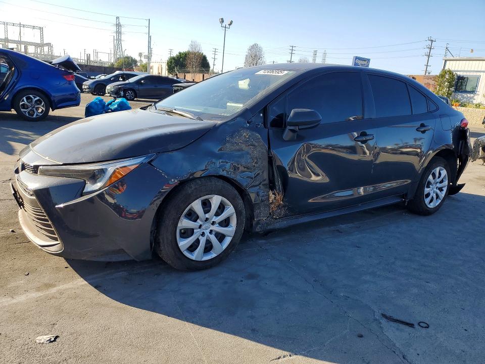 TOYOTA COROLLA 2023 with VIN JTDBCMFE3P3023629 - Photo from auction
