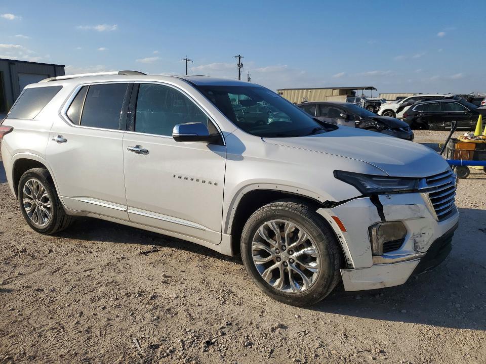 Photo 4 from auction – 2022 CHEVROLET TRAVERSE with VIN 1GNERKKW1NJ192854