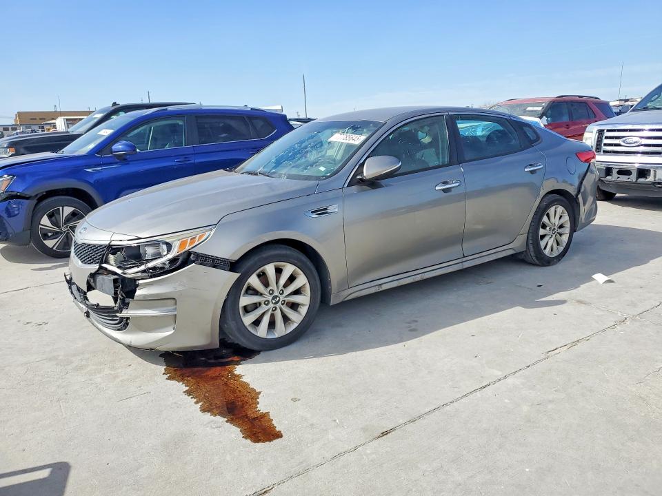 KIA OPTIMA 2016 with VIN 5XXGT4L36GG061218 - Photo from auction