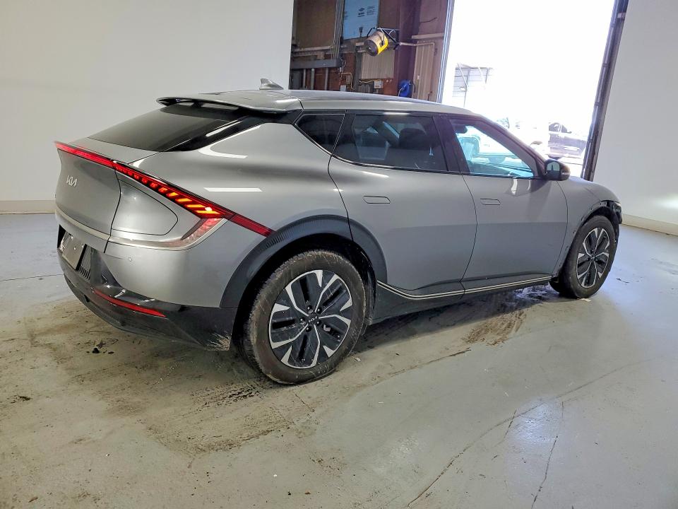 Photo 3 from auction – 2024 KIA EV6 LIGHT with VIN KNDC34LA0R5215183