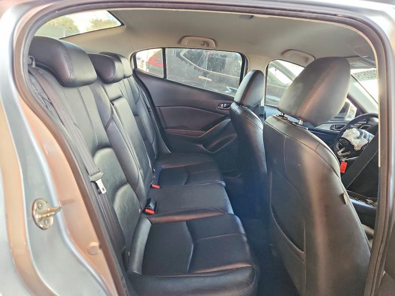 Photo 10 from auction – 2018 MAZDA 3 with VIN 3MZBN1V3XJM193465