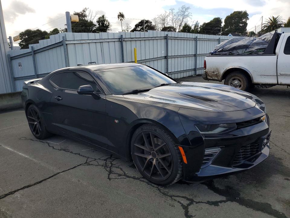 Photo 4 from auction – 2017 CHEVROLET CAMARO with VIN 1G1FF1R7XH0185595
