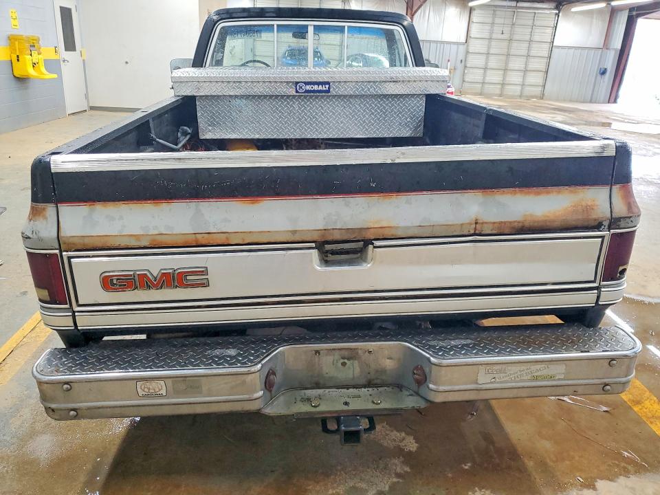 Фото 6 с аукциона – 1983 GMC C1500 с VIN 2GTDC14H6D1521846