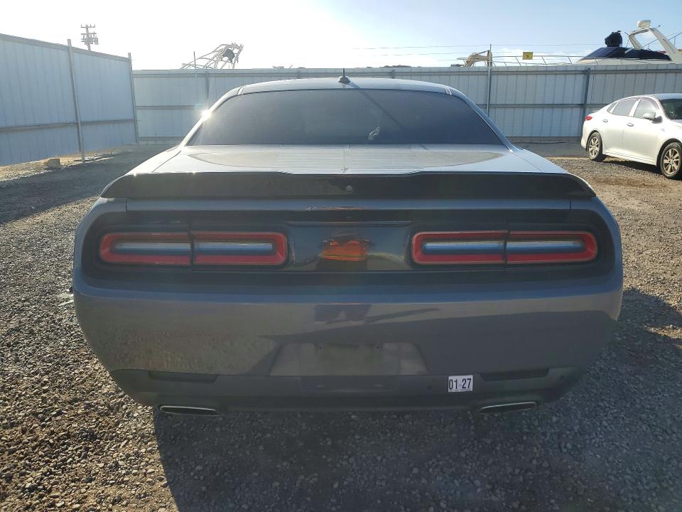 Photo 6 from auction – 2017 DODGE CHALLENGER with VIN 2C3CDZAG2HH592062