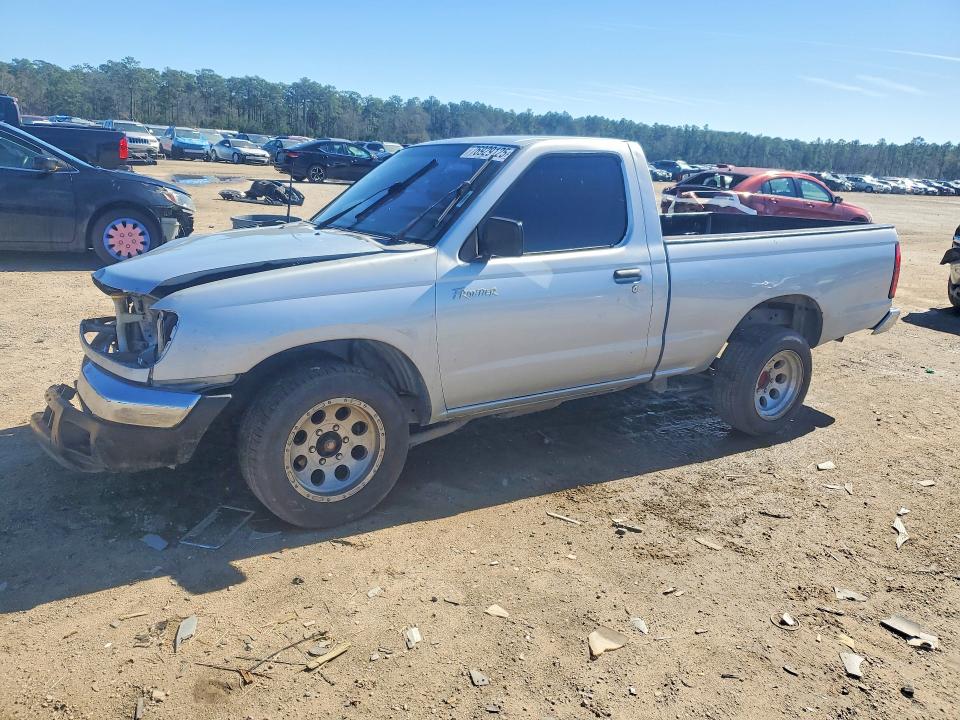 NISSAN FRONTIER 2000 with VIN 1N6DD21S8YC428942 - Photo from auction