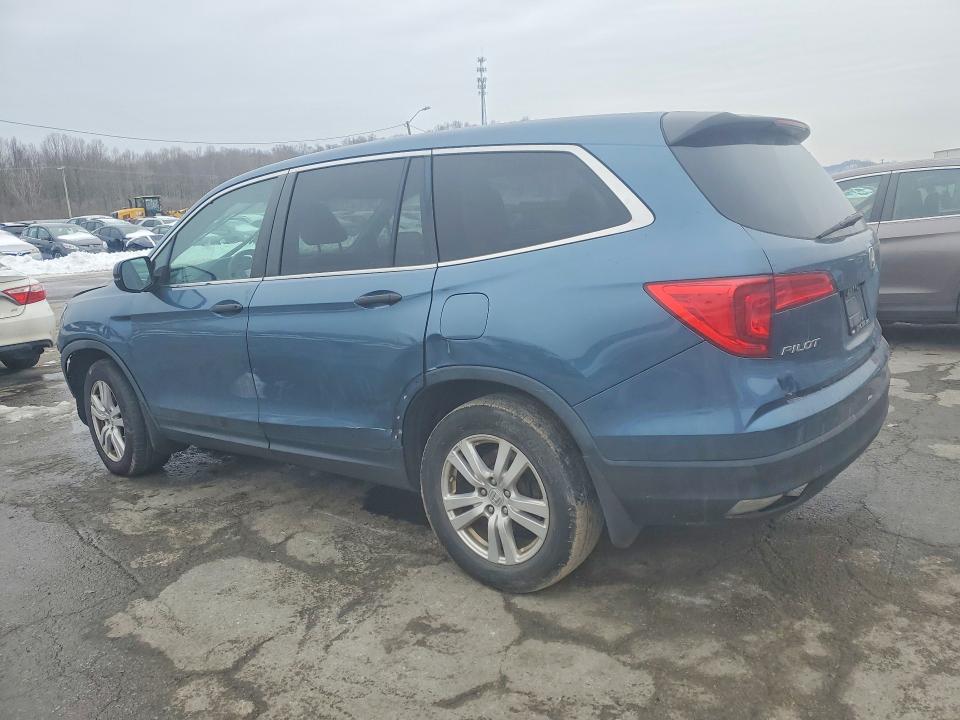 Photo 2 from auction – 2016 HONDA PILOT with VIN 5FNYF6H13GB110425