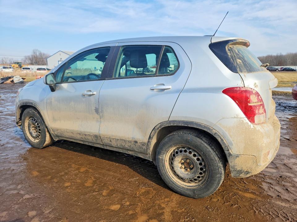 Photo 2 from auction – 2018 CHEVROLET TRAX with VIN KL7CJKSBXJB647349