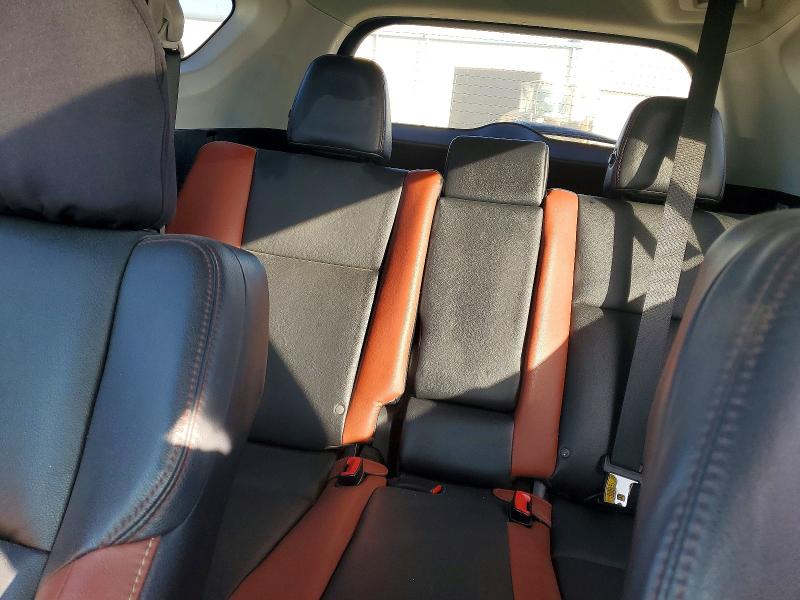 Photo 10 from auction – 2014 TOYOTA RAV4 LIMIT with VIN 2T3DFREV2EW147402