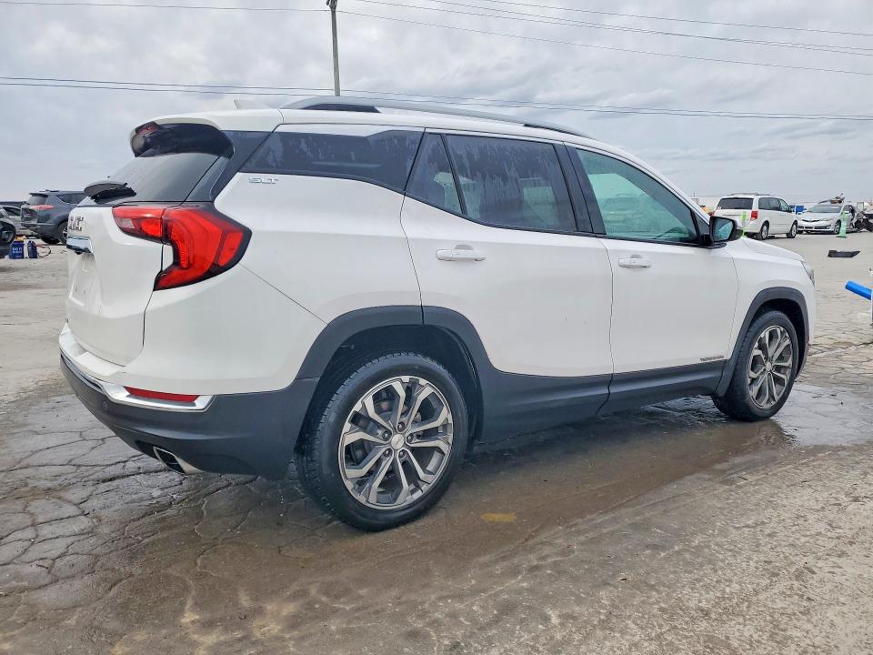 Photo 3 from auction – 2018 GMC TERRAIN with VIN 3GKALPEX8JL322565