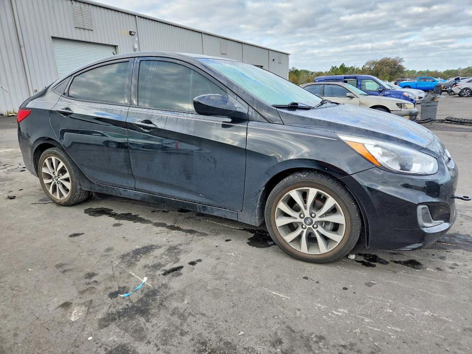 Photo 4 from auction – 2017 HYUNDAI ACCENT with VIN KMHCT4AE2HU330423