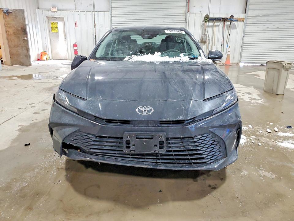 Zdjęcie 5 z aukcji – 2025 TOYOTA CAMRY z VIN 4T1DAACK3SU567828