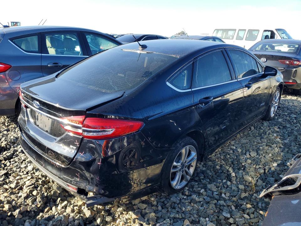Photo 3 from auction – 2018 FORD FUSION SE with VIN 3FA6P0LU3JR173216