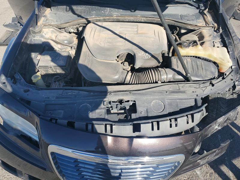 Photo 11 from auction – 2012 CHRYSLER 300 with VIN 2C3CCAAG5CH183437