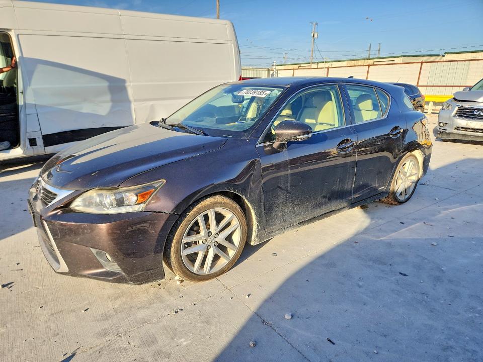 LEXUS CT 200 2014 with VIN JTHKD5BH5E2185590 - Photo from auction