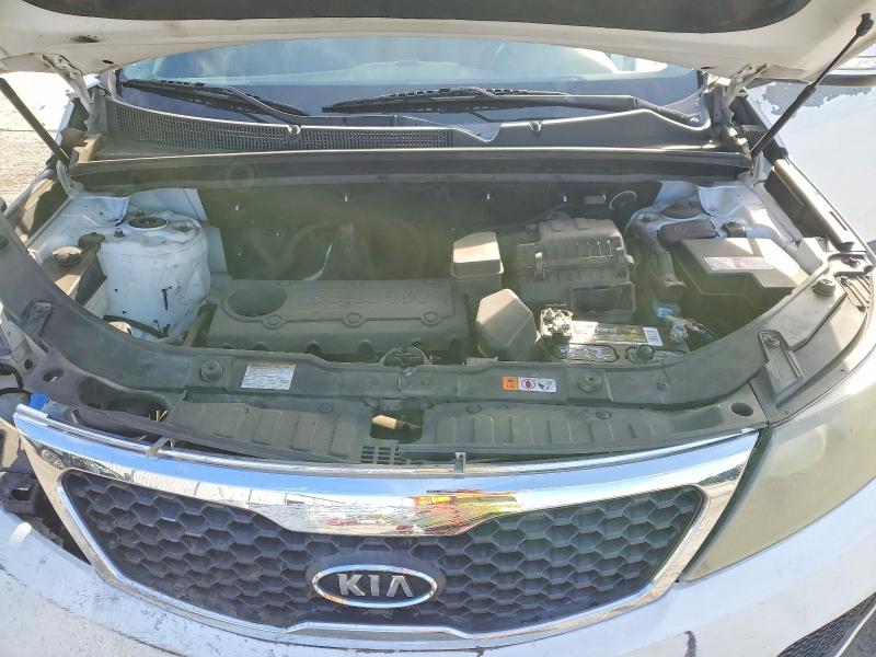 Photo 12 from auction – 2013 KIA SORENTO with VIN 5XYKT3A17DG359029