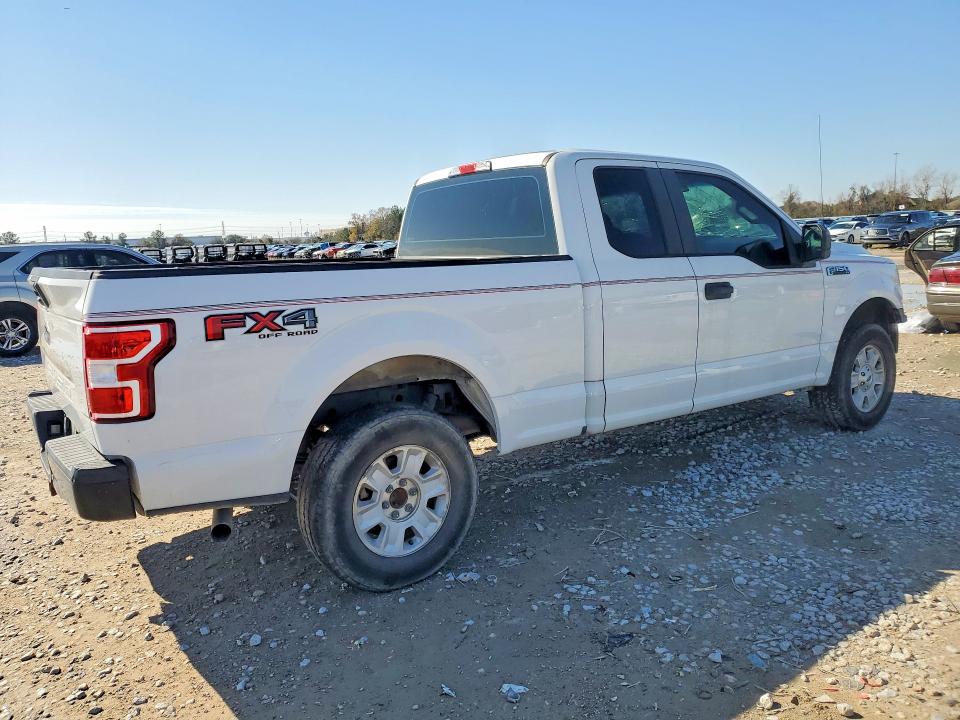 Photo 3 from auction – 2018 FORD F150 SUPER with VIN 1FTFX1E51JFA08672