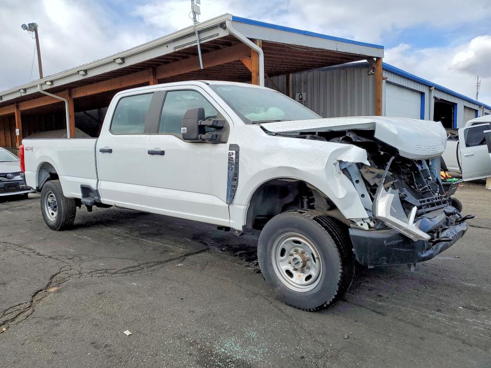 Photo 4 from auction – 2023 FORD F250 with VIN 1FT7W2BAXPEC24632