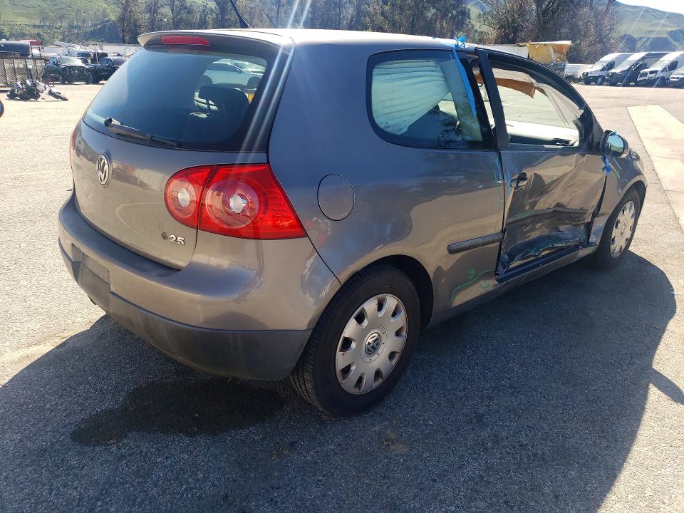 Photo 3 from auction – 2009 VOLKSWAGEN RABBIT with VIN WVWBB71K69W042095