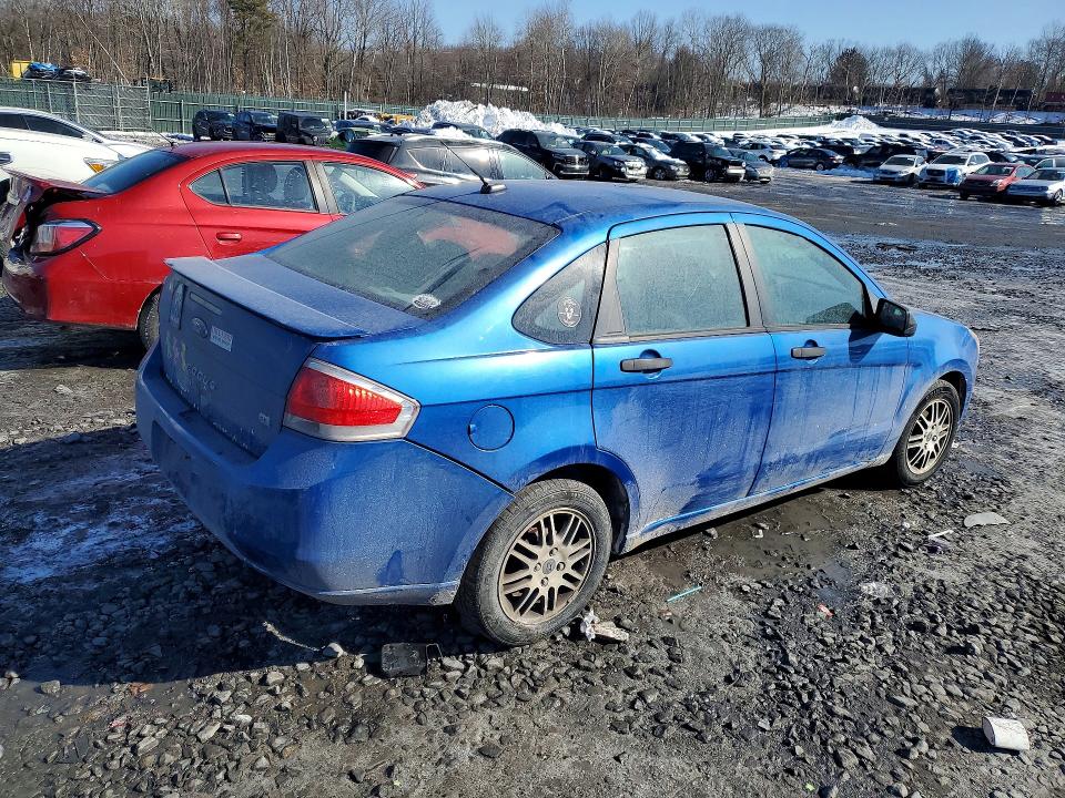 Photo 3 from auction – 2011 FORD FOCUS with VIN 1FAHP3FN9BW140492