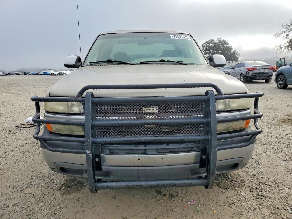 Photo 5 from auction – 2002 CHEVROLET SILVERADO with VIN 2GCEC19W221197979