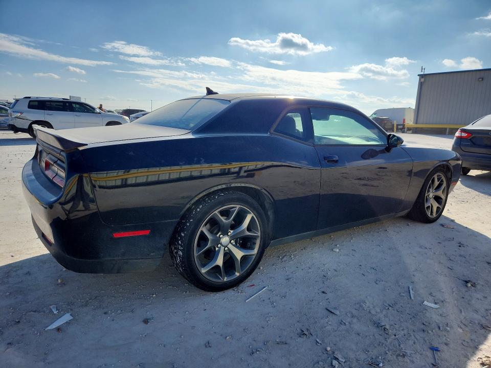Photo 3 from auction – 2016 DODGE CHALLENGER with VIN 2C3CDZAG1GH158505
