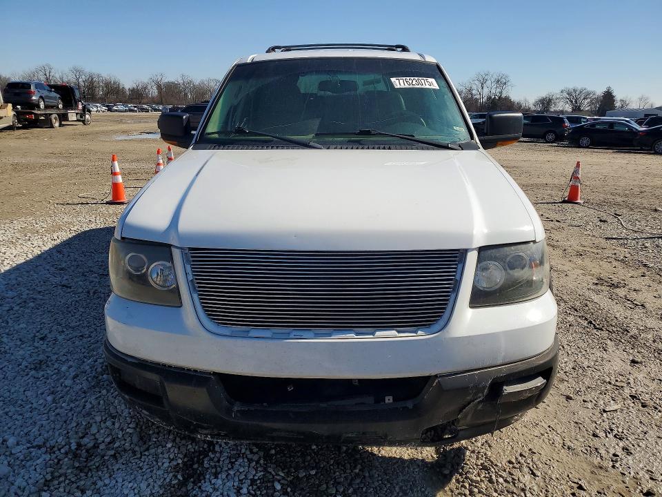 Photo 5 from auction – 2003 FORD EXPEDITION with VIN 1FMFU18L83LB23174
