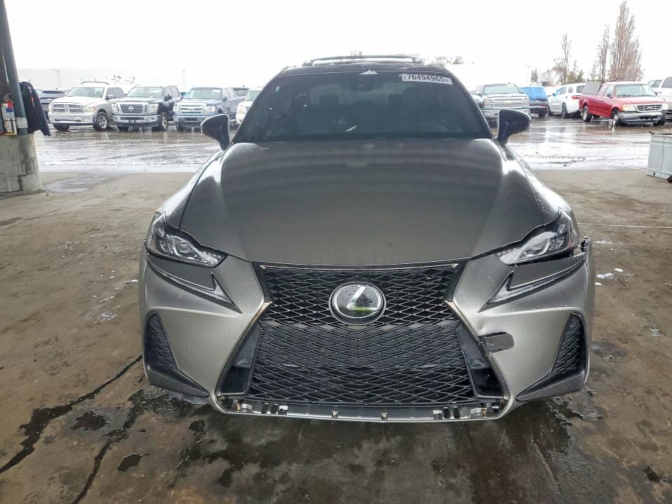 Photo 5 from auction – 2019 LEXUS IS 300 with VIN JTHBA1D2XK5093301