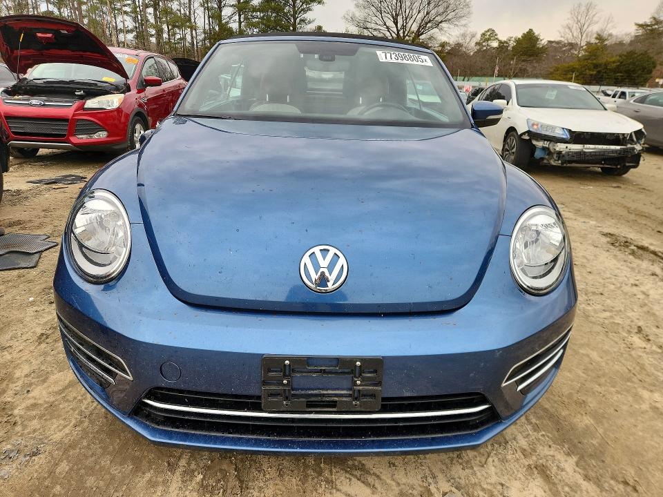 Photo 5 from auction – 2017 VOLKSWAGEN BEETLE with VIN 3VW517ATXHM808771