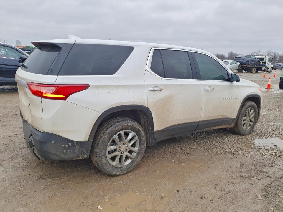 Photo 3 from auction – 2020 CHEVROLET TRAVERSE with VIN 1GNERFKW6LJ253779