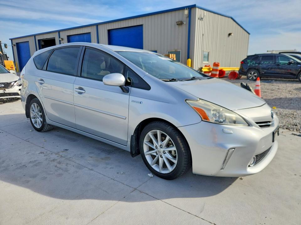 Photo 4 from auction – 2012 TOYOTA PRIUS V with VIN JTDZN3EU1C3061818