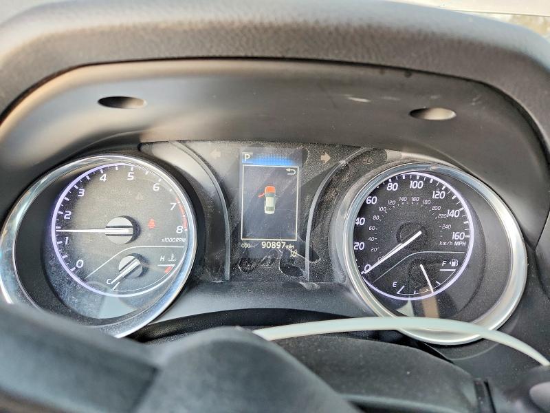 Photo 9 from auction – 2020 TOYOTA CAMRY with VIN 4T1C11AK6LU950145