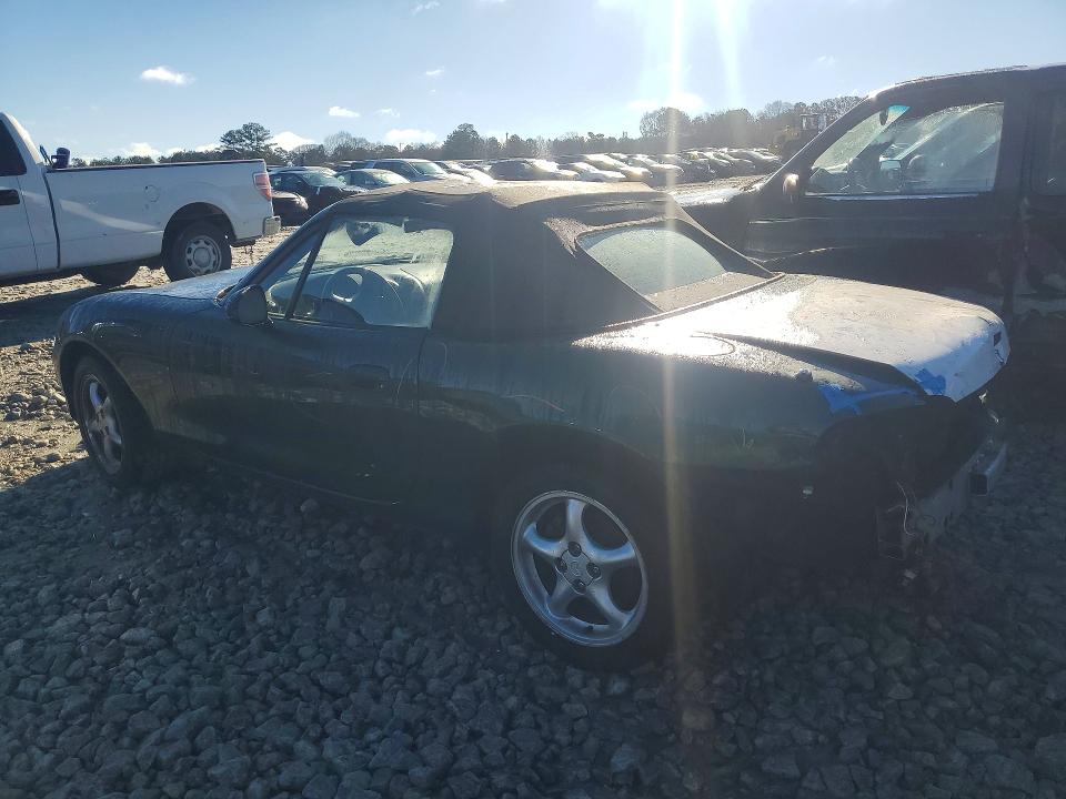 Photo 2 from auction – 2001 MAZDA MX-5 MIATA with VIN JM1NB353310219072